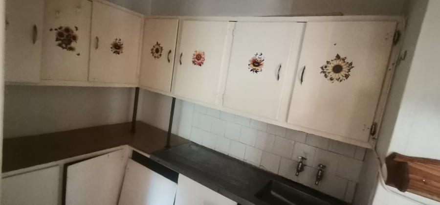 4 Bedroom Property for Sale in Roosheuwel North West